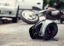 Motorradfahrerin schwer verletzt