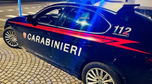 Ein Sarner (Auto) in Kalabrien