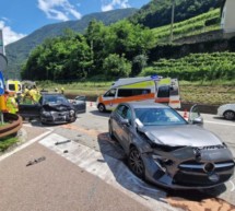 Crash an der Autobahneinfahrt