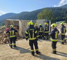 Lkw umgekippt