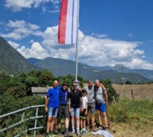 „Tirol zeigt Flagge“