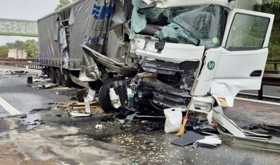 Crash auf der Autobahn