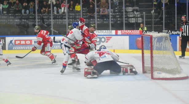 Bozen siegt im Derby